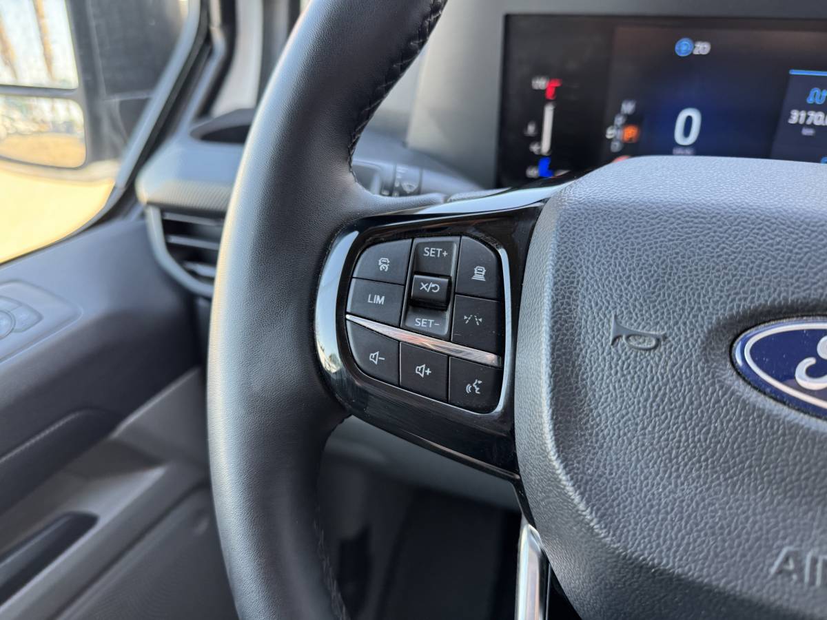 Ford Transit Custom Ford Transit Custom 2.0 TDCI 140PK AWD Automaat L1 4×4 4WD LED ACC Carplay Camera Navigatie Parkeersensoren v+a Vierwielaandrijving