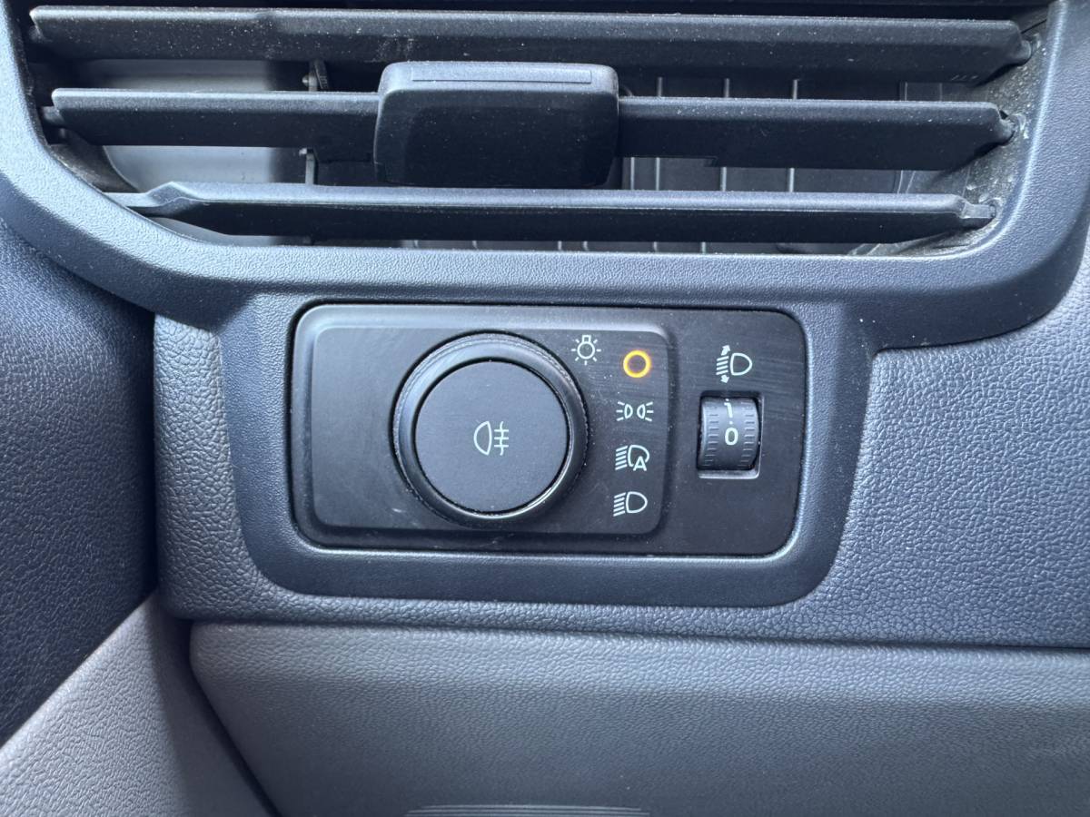 Ford Transit Custom Ford Transit Custom 2.0 TDCI 140PK AWD Automaat L1 4×4 4WD LED ACC Carplay Camera Navigatie Parkeersensoren v+a Vierwielaandrijving