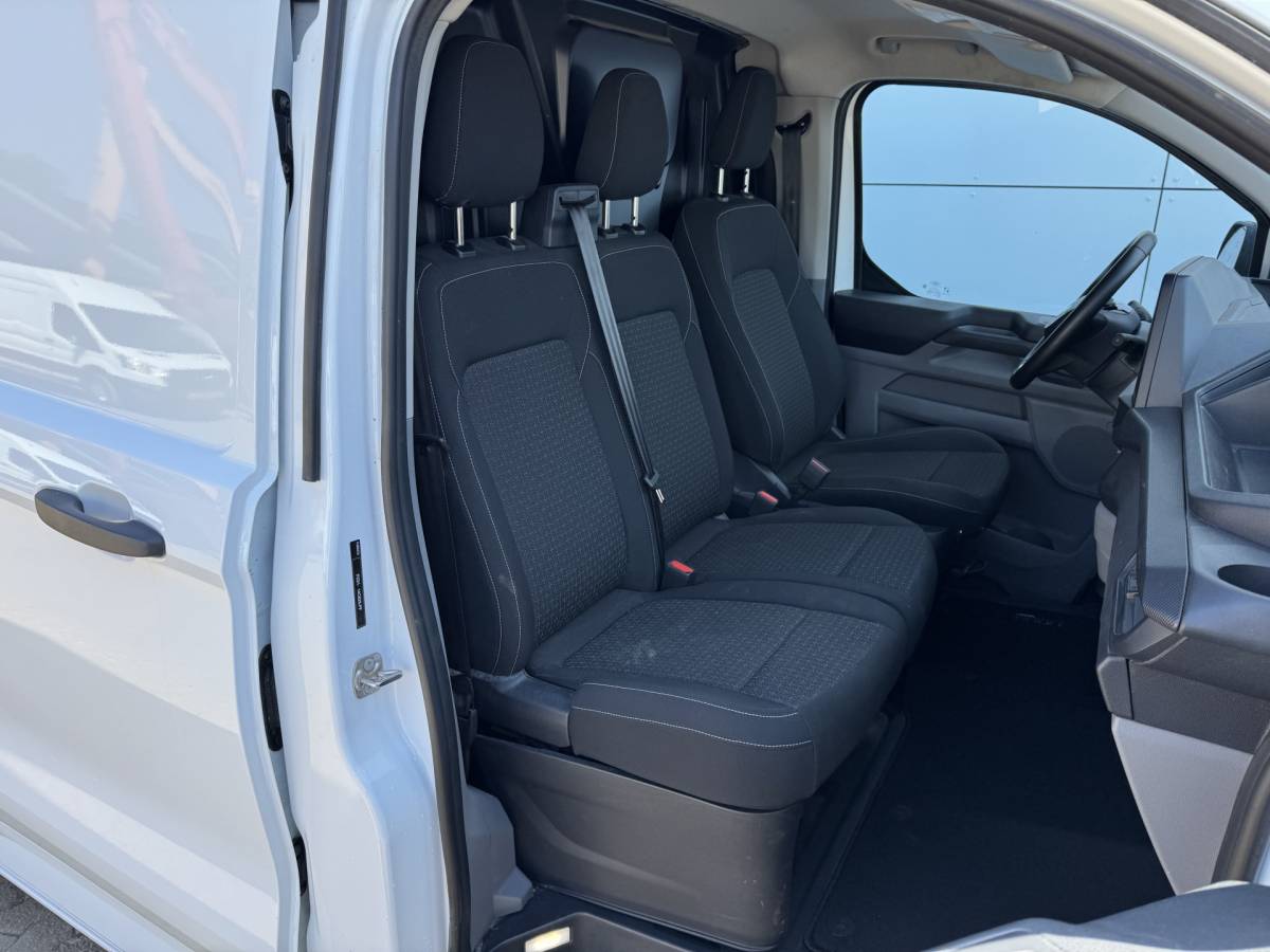 Ford Transit Custom Ford Transit Custom 2.0 TDCI 140PK AWD Automaat L1 4×4 4WD LED ACC Carplay Camera Navigatie Parkeersensoren v+a Vierwielaandrijving