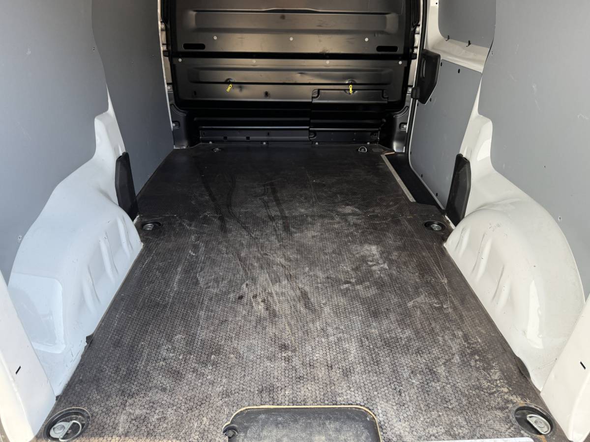 Fiat Scudo Fiat Scudo/ Opel Vivaro 2.0 145PK Automaat L2H1 Climate Control Cruise Control Trekhaak Carplay Camera Navigatie Parkeersensoren Euro 6