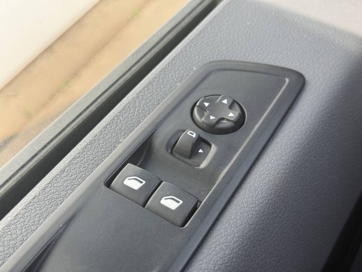 Fiat Scudo Fiat Scudo/ Opel Vivaro 2.0 145PK Automaat L2H1 Climate Control Cruise Control Trekhaak Carplay Camera Navigatie Parkeersensoren Euro 6