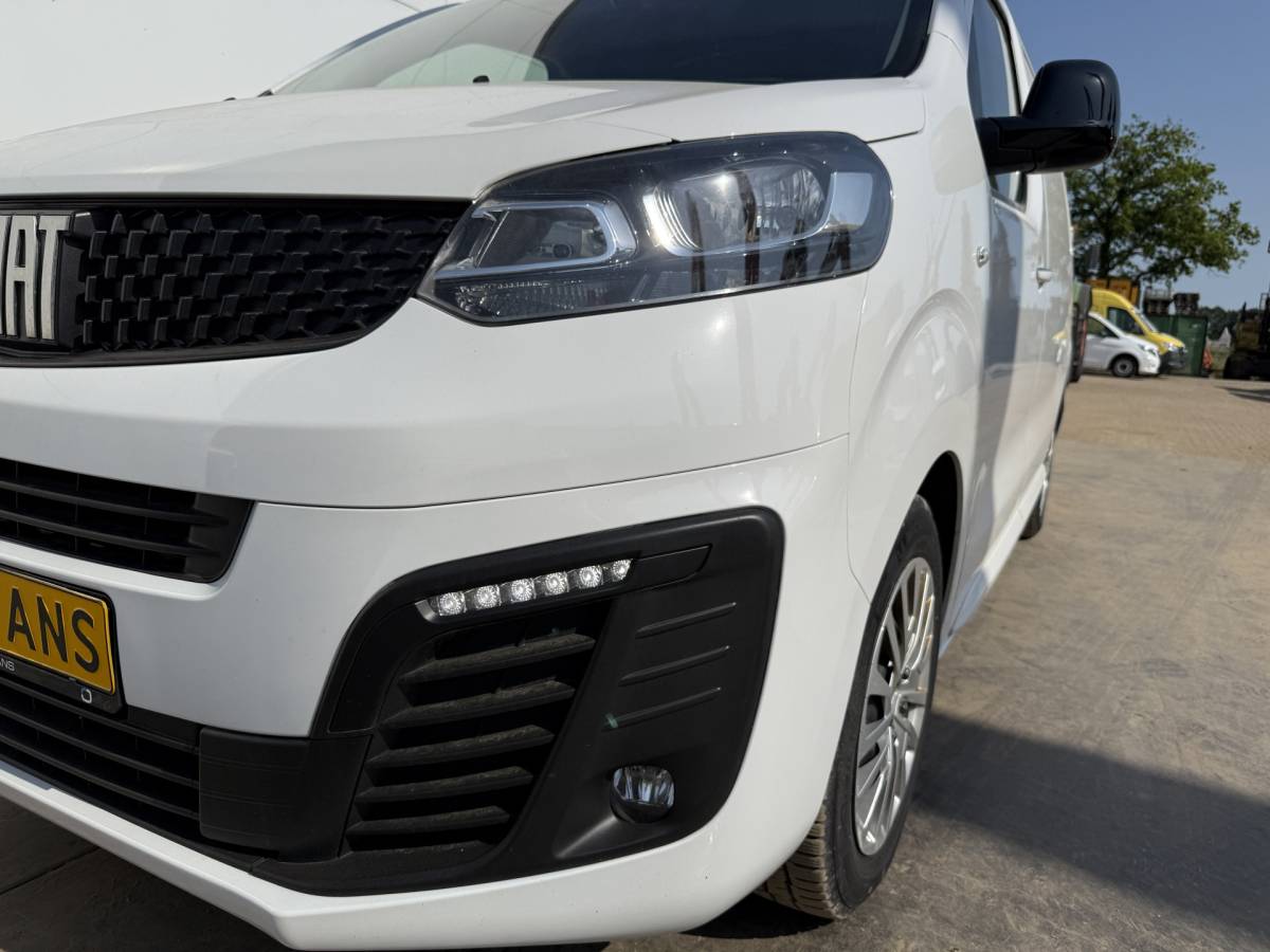 Fiat Scudo Fiat Scudo/ Opel Vivaro 2.0 145PK Automaat L2H1 Climate Control Cruise Control Trekhaak Carplay Camera Navigatie Parkeersensoren Euro 6