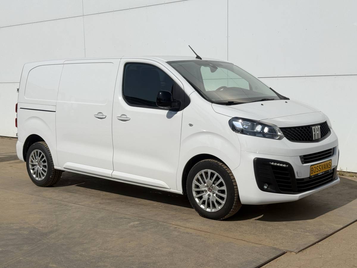 Fiat Scudo Fiat Scudo/ Opel Vivaro 2.0 145PK Automaat L2H1 Climate Control Cruise Control Trekhaak Carplay Camera Navigatie Parkeersensoren Euro 6