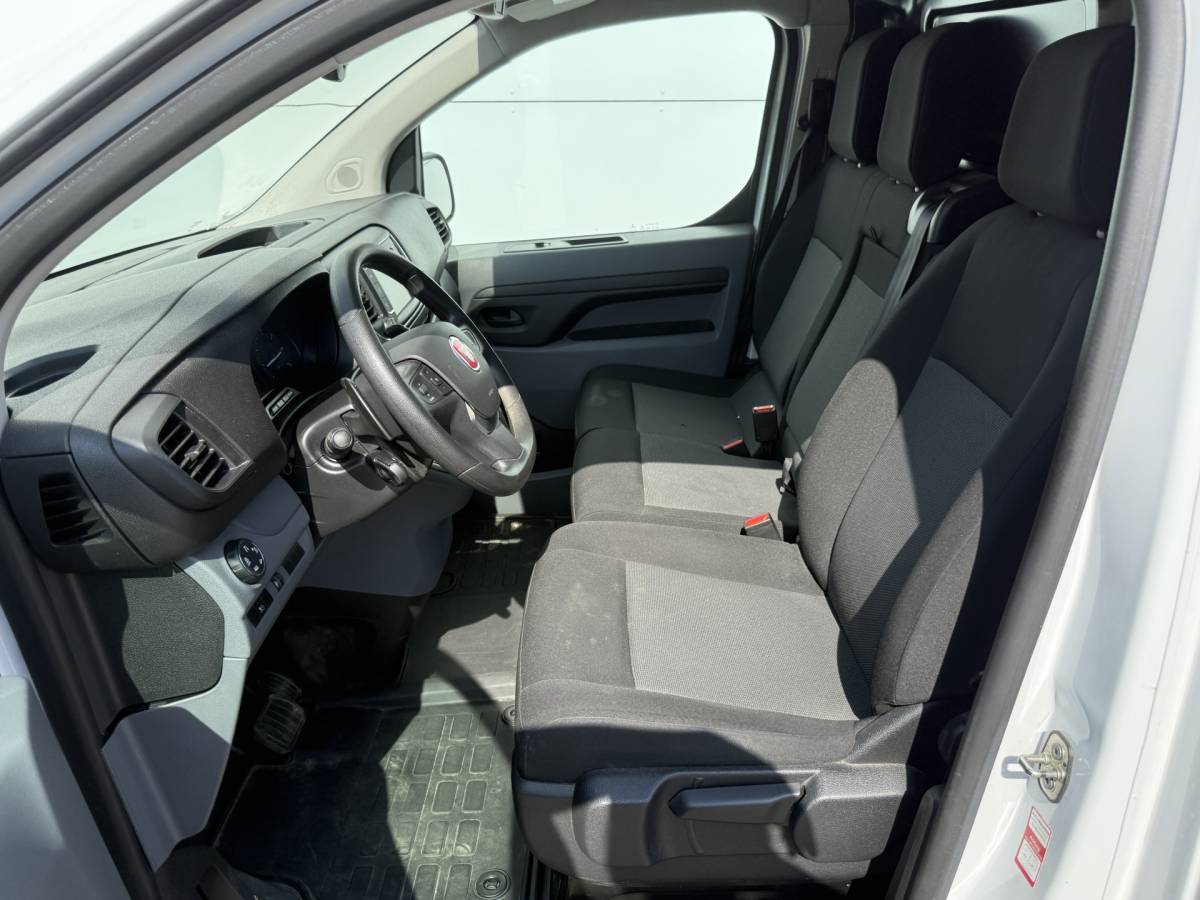 Fiat Scudo Fiat Scudo/ Opel Vivaro 2.0 145PK Automaat L2H1 Climate Control Cruise Control Trekhaak Carplay Camera Navigatie Parkeersensoren Euro 6