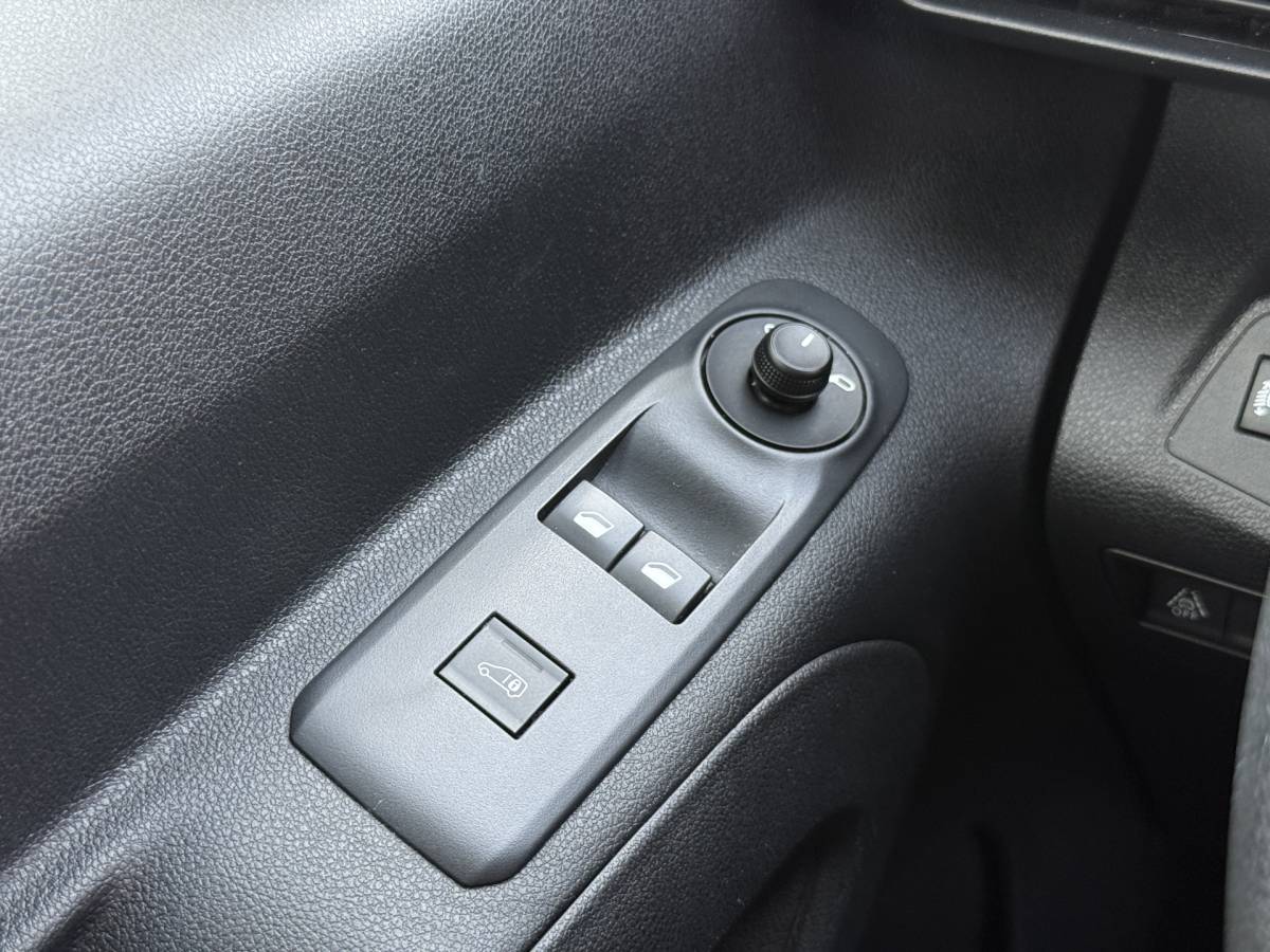 Toyota ProAce Toyota Proace City 1.5 D 100PK Nieuw Model! L1 Climate Control Cruise Control Lane Assist Stoelverwarming Parkeersensoren