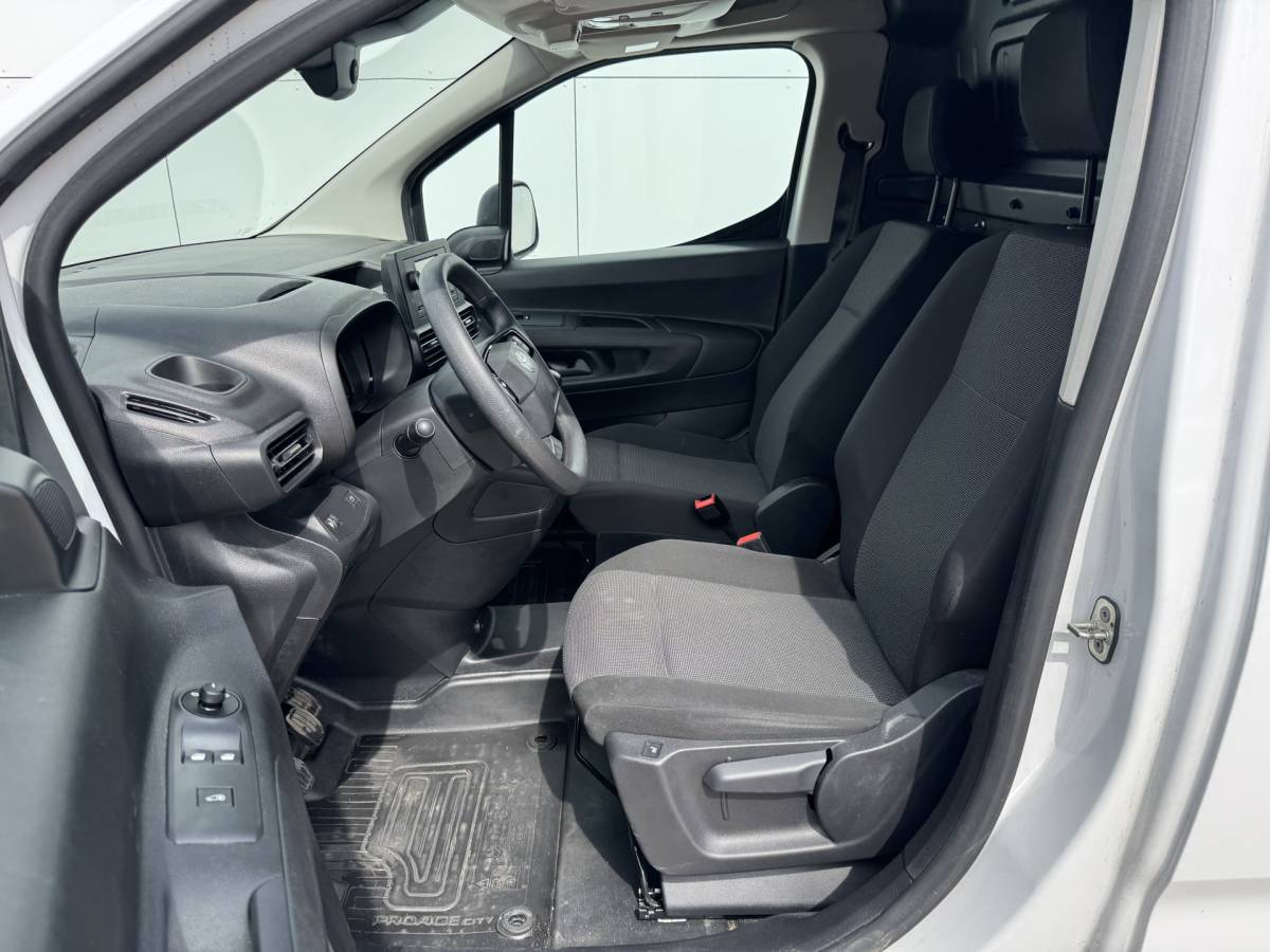 Toyota ProAce Toyota Proace City 1.5 D 100PK Nieuw Model! L1 Climate Control Cruise Control Lane Assist Stoelverwarming Parkeersensoren