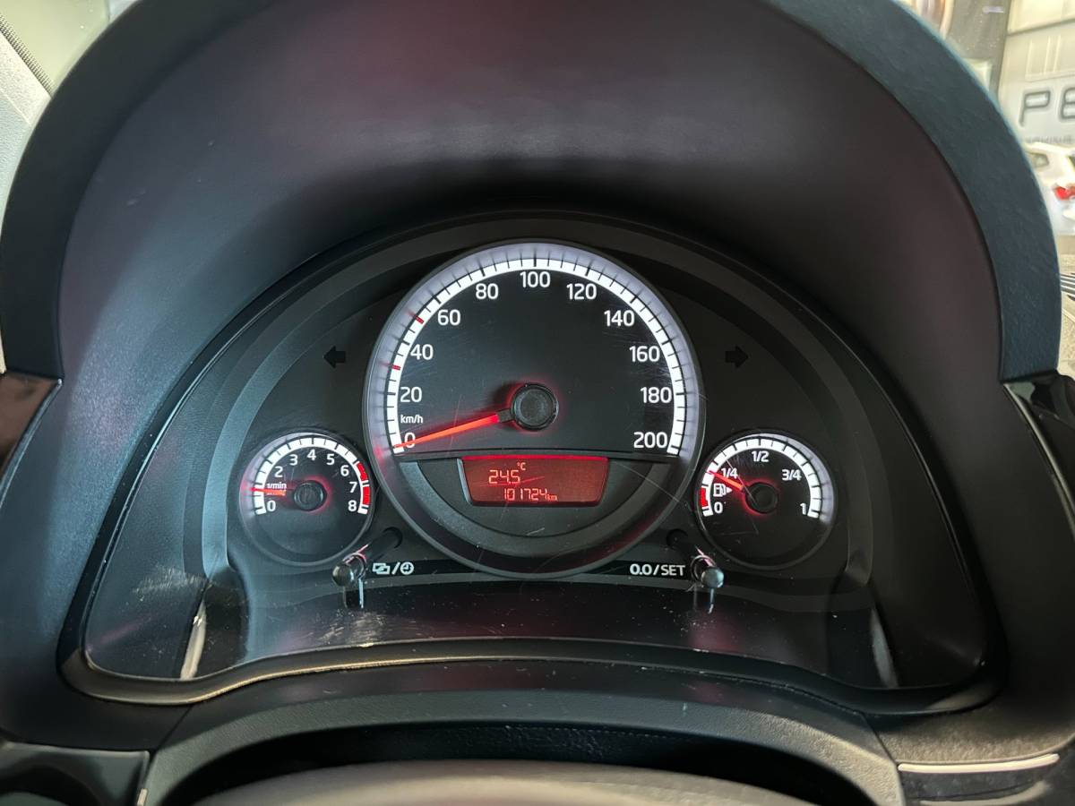 Volkswagen up! Volkswagen Up! 1.0 BlueMotion MOVE UP!-uitv 5-DEURS|AIRCO|ISOFIX|STUURBEKRACHTIGING|NAP|nwe APK+ONDERHOUDSBEURT BIJ AFLEVERING