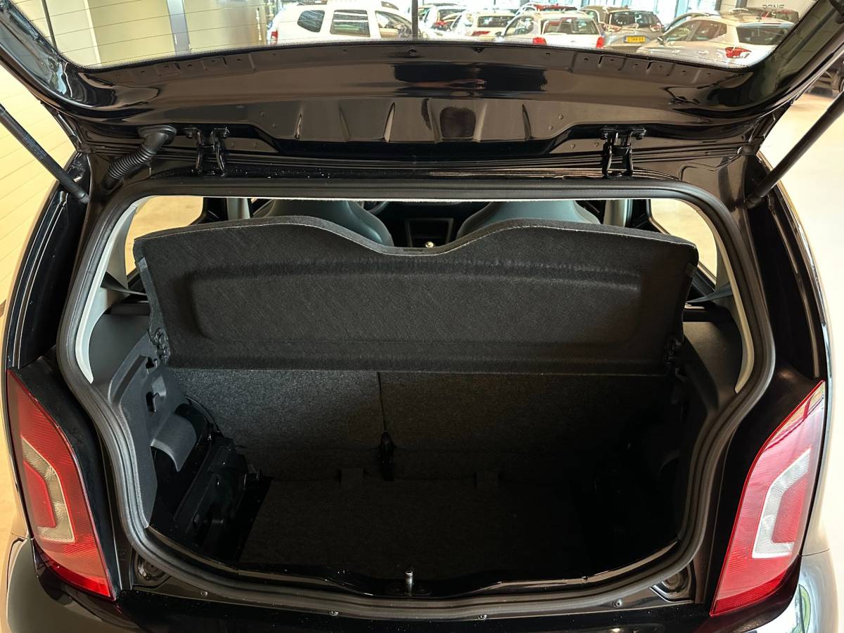 Volkswagen up! Volkswagen Up! 1.0 BlueMotion MOVE UP!-uitv 5-DEURS|AIRCO|ISOFIX|STUURBEKRACHTIGING|NAP|nwe APK+ONDERHOUDSBEURT BIJ AFLEVERING