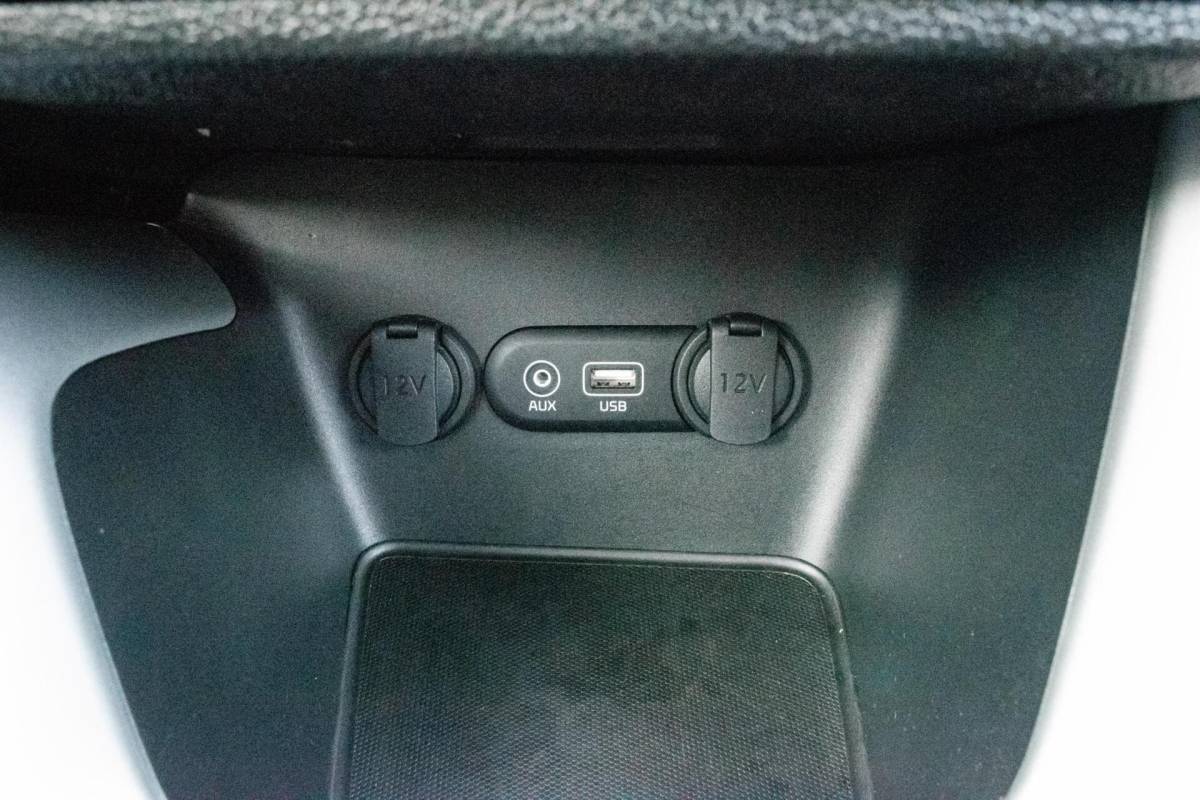 Kia cee'd Kia cee’d Sportswagon 1.0 T-GDi ComfortPlusLine Navigator|1e EIGENAAR|INCL. NW APK+SERVICEBEURT|CAMERA|CARPLAY|CLIMATE|PDC|CRUISE|NAVI