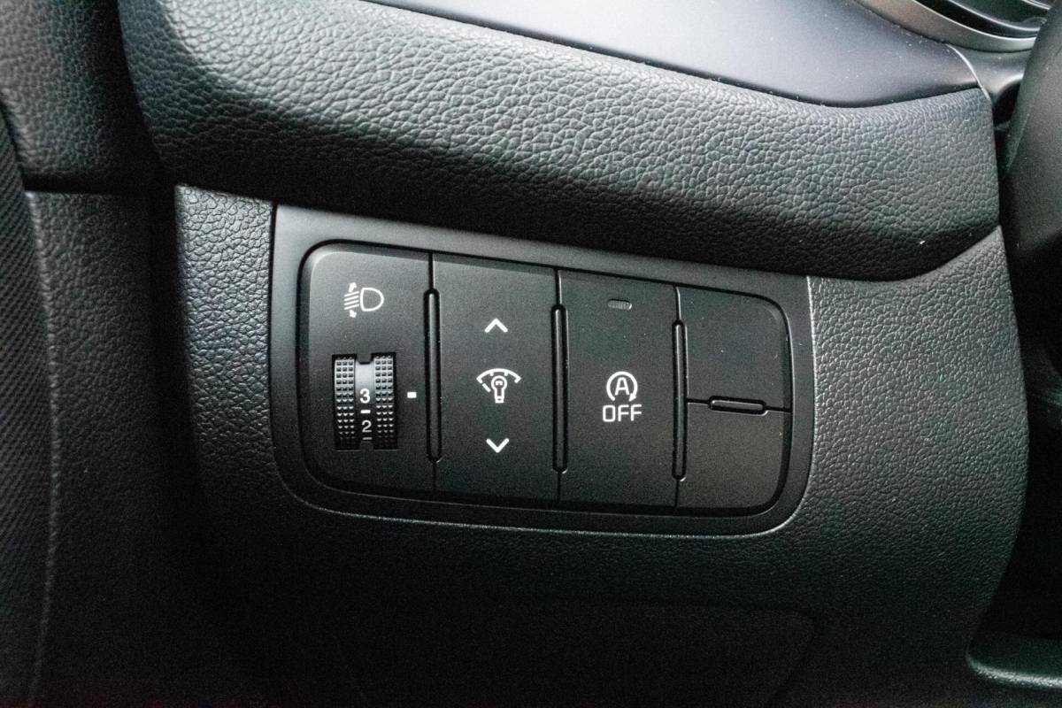 Kia cee'd Kia cee’d Sportswagon 1.0 T-GDi ComfortPlusLine Navigator|1e EIGENAAR|INCL. NW APK+SERVICEBEURT|CAMERA|CARPLAY|CLIMATE|PDC|CRUISE|NAVI