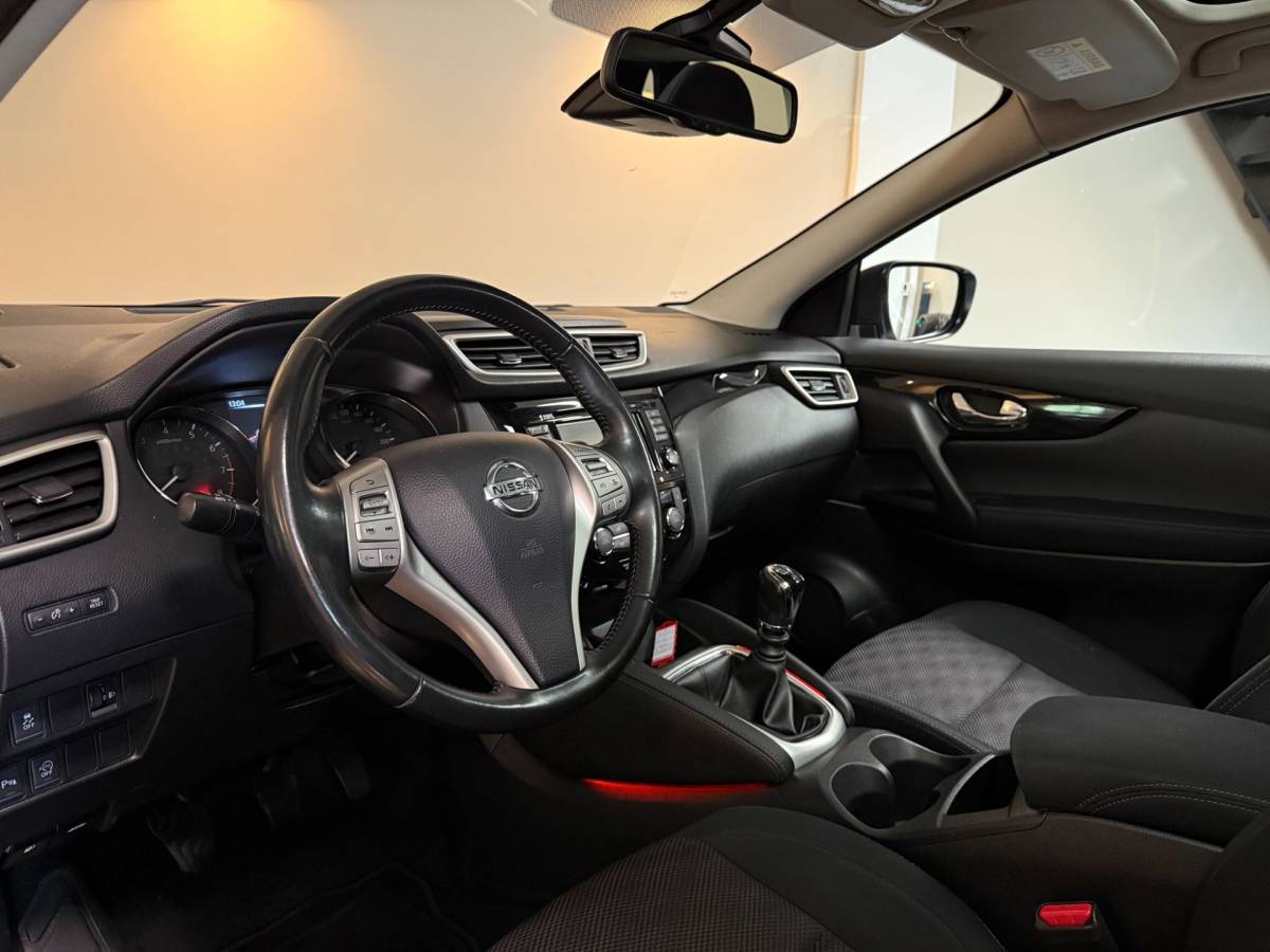 Nissan QASHQAI Nissan Qashqai 1.2 Connect Edition *Pano* Camera|Navi|Cruise|DAB|PDC|NAP