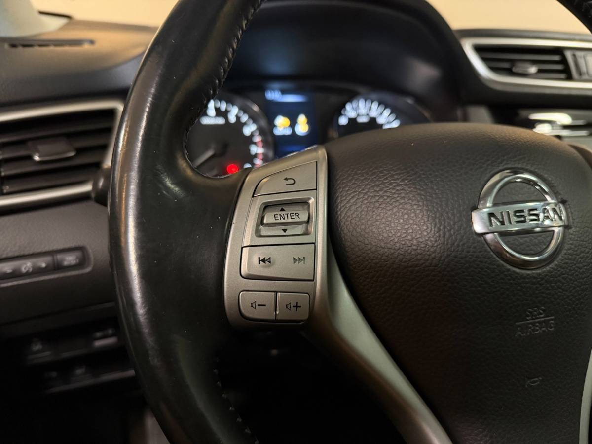 Nissan QASHQAI Nissan Qashqai 1.2 Connect Edition *Pano* Camera|Navi|Cruise|DAB|PDC|NAP