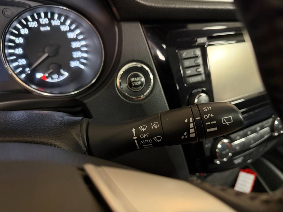 Nissan QASHQAI Nissan Qashqai 1.2 Connect Edition *Pano* Camera|Navi|Cruise|DAB|PDC|NAP