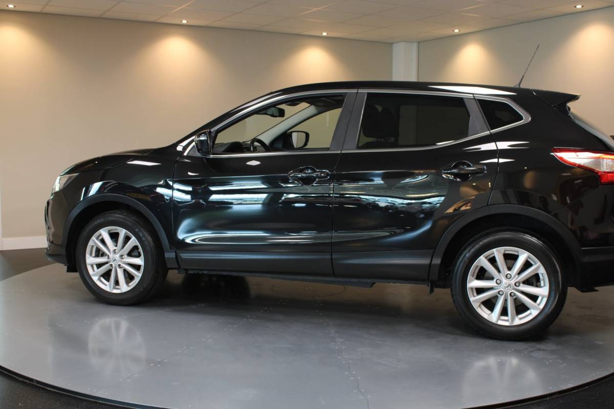 Nissan QASHQAI Nissan Qashqai 1.2 Connect Edition *Pano* Camera|Navi|Cruise|DAB|PDC|NAP
