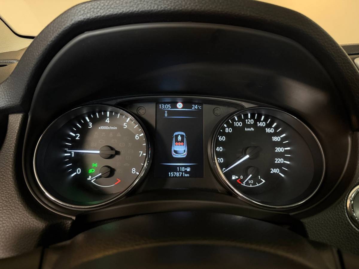 Nissan QASHQAI Nissan Qashqai 1.2 Connect Edition *Pano* Camera|Navi|Cruise|DAB|PDC|NAP