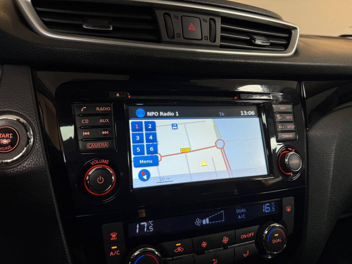 Nissan QASHQAI Nissan Qashqai 1.2 Connect Edition *Pano* Camera|Navi|Cruise|DAB|PDC|NAP