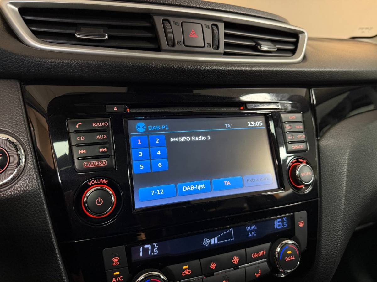 Nissan QASHQAI Nissan Qashqai 1.2 Connect Edition *Pano* Camera|Navi|Cruise|DAB|PDC|NAP