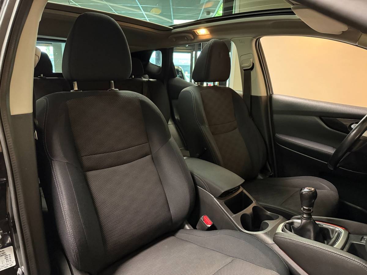 Nissan QASHQAI Nissan Qashqai 1.2 Connect Edition *Pano* Camera|Navi|Cruise|DAB|PDC|NAP