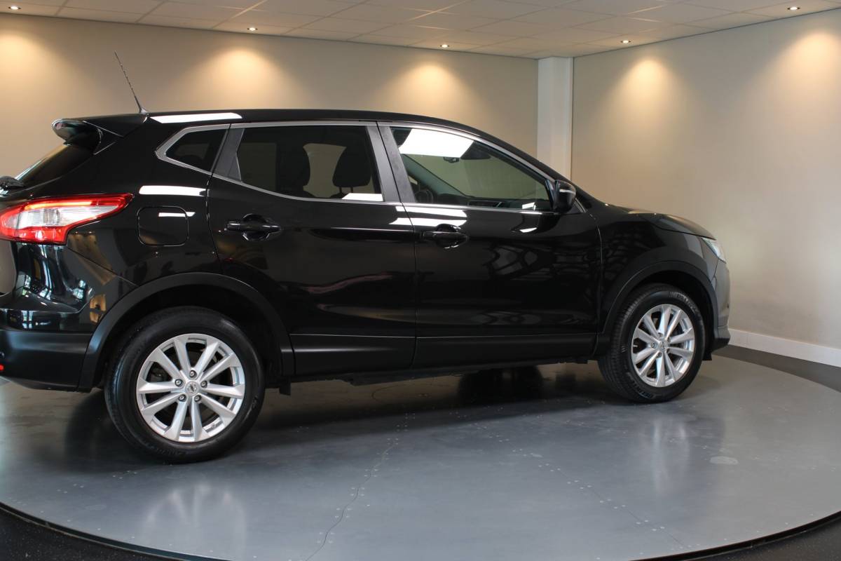 Nissan QASHQAI Nissan Qashqai 1.2 Connect Edition *Pano* Camera|Navi|Cruise|DAB|PDC|NAP