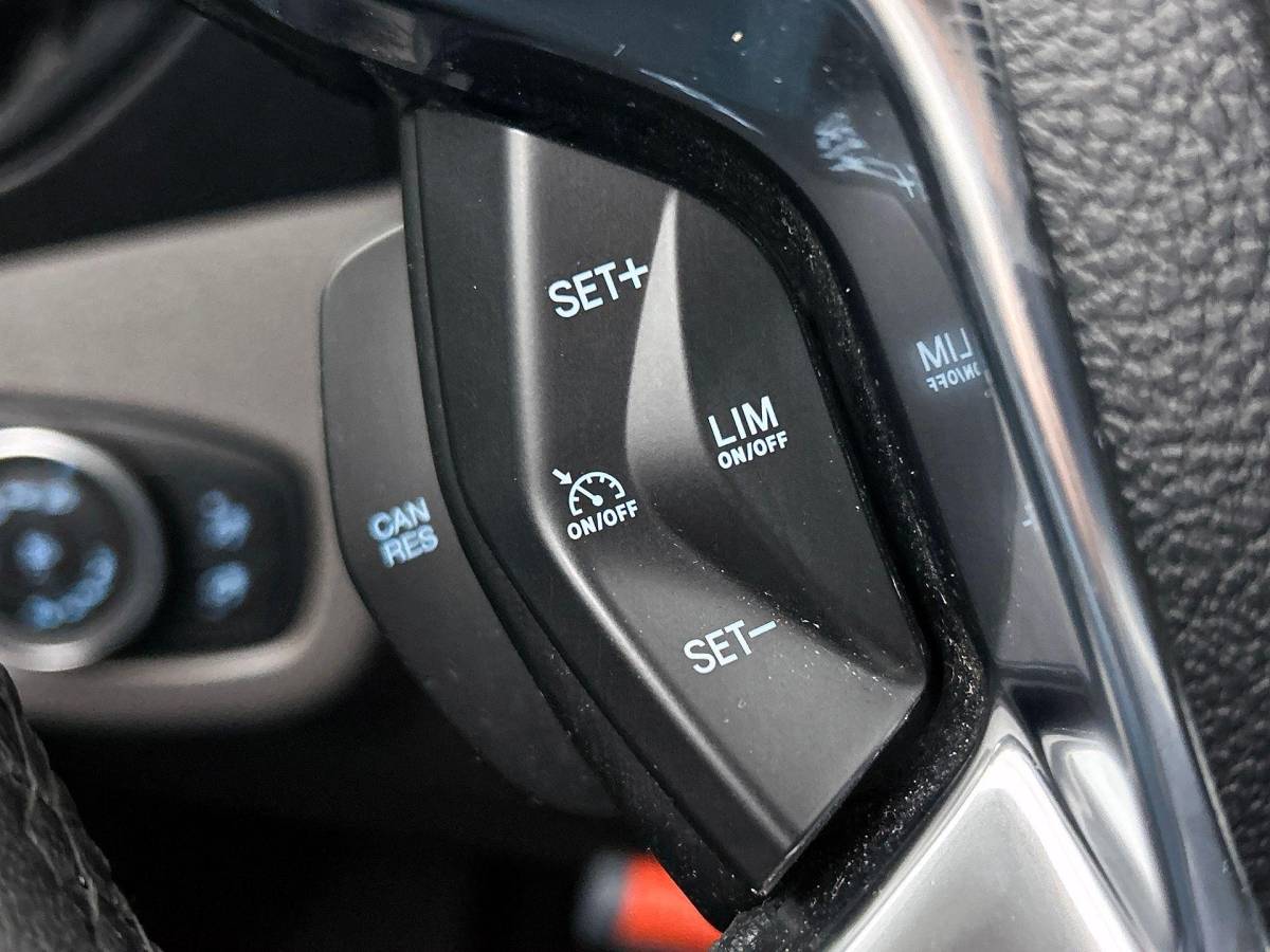 Ford Transit Connect Ford Transit Connect 1.5 EcoBlue Automaat L2 Trend Navigatie Airco Parkeersensoren Cruise Control Camera