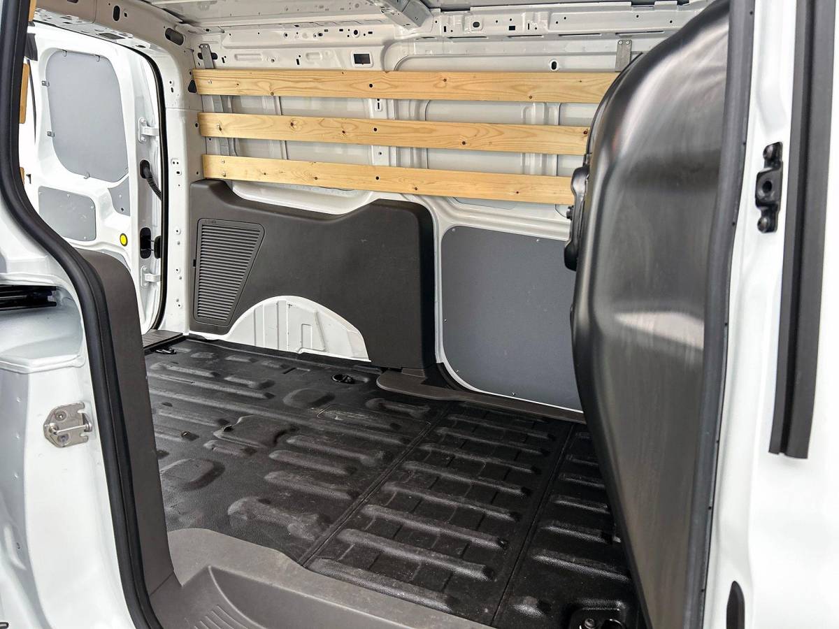 Ford Transit Connect Ford Transit Connect 1.5 EcoBlue Automaat L2 Trend Navigatie Airco Parkeersensoren Cruise Control 3Zits Camera DAB+
