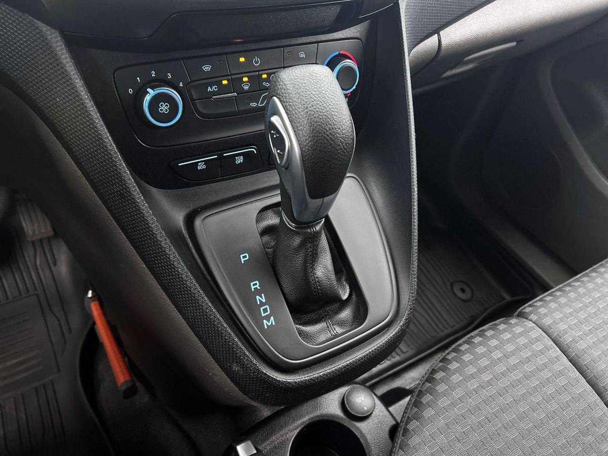 Ford Transit Connect Ford Transit Connect 1.5 EcoBlue L2 Trend Automaat Navigatie Airco Parkeersensoren Cruise Control 3Zits Camera DAB+