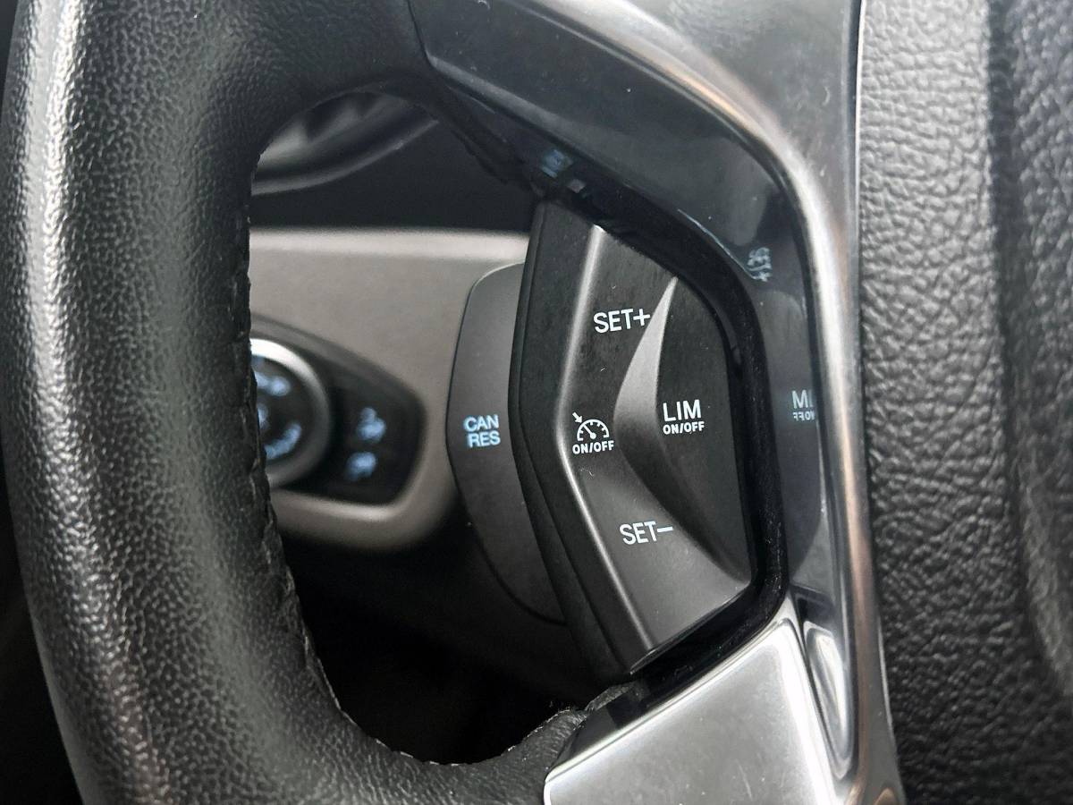 Ford Transit Connect Ford Transit Connect 1.5 EcoBlue L2 Trend Automaat Navigatie Airco Parkeersensoren Cruise Control 3Zits Camera DAB+