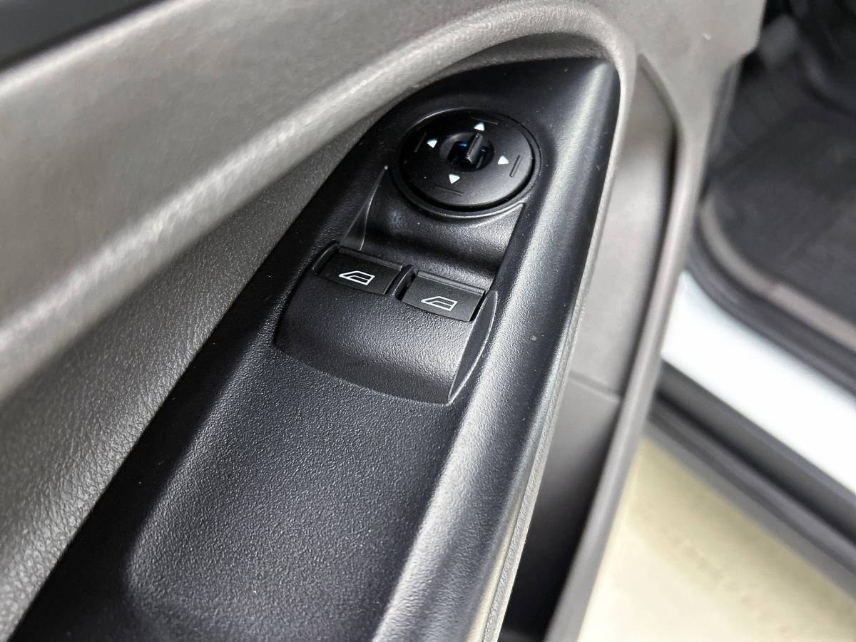 Ford Transit Connect Ford Transit Connect 1.5 EcoBlue Automaat L2 Trend Navigatie Airco Parkeersensoren Cruise Control 3Zits Camera DAB+