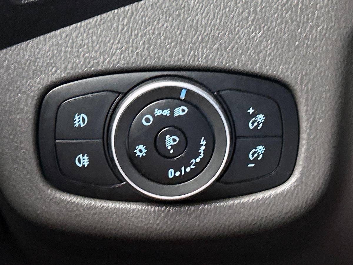 Ford Transit Connect Ford Transit Connect 1.5 EcoBlue Automaat L2 Trend Navigatie Airco Parkeersensoren Cruise Control 3Zits Camera DAB+