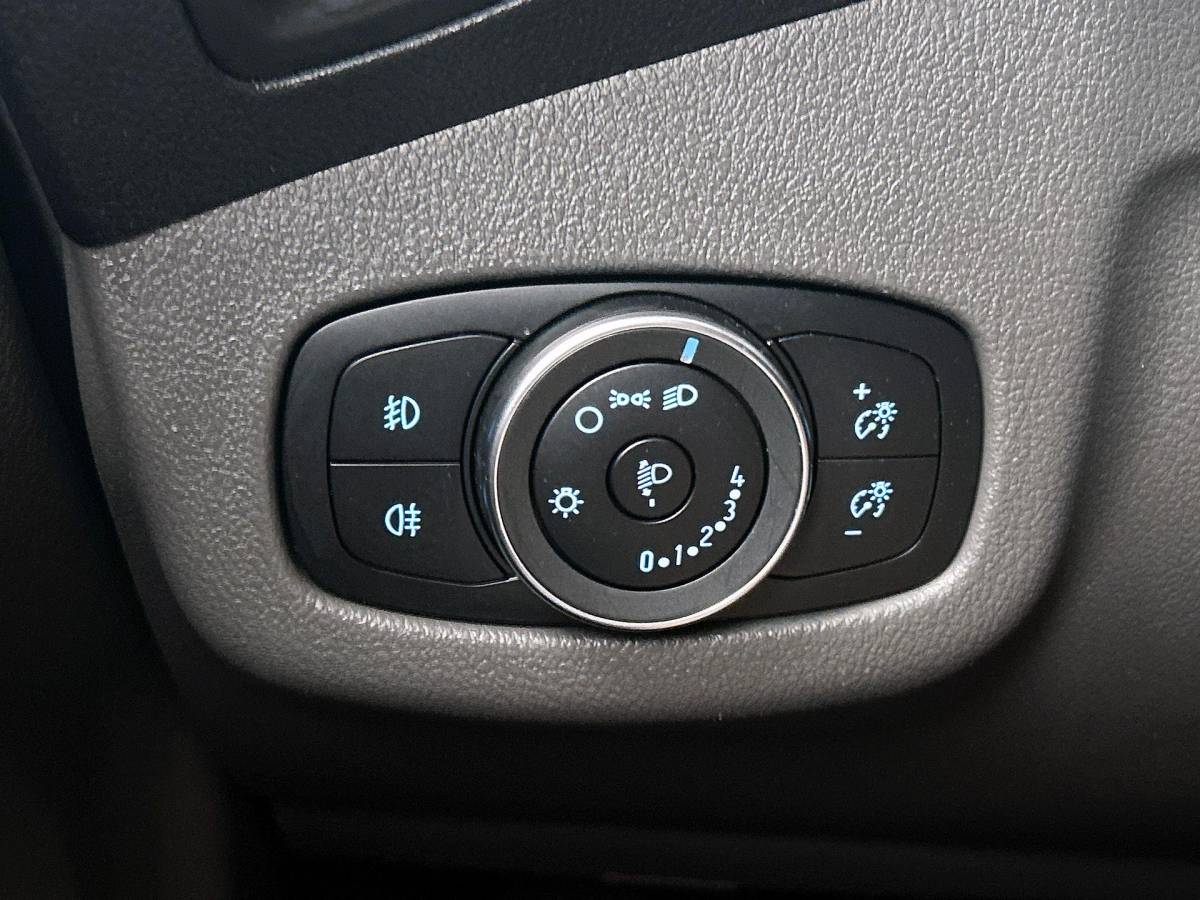 Ford Transit Connect Ford Transit Connect 1.5 EcoBlue L2 Trend Navigatie Airco Apple Carplay/Android Auto DAB+ Parkeersensoren Camera Bluetooth