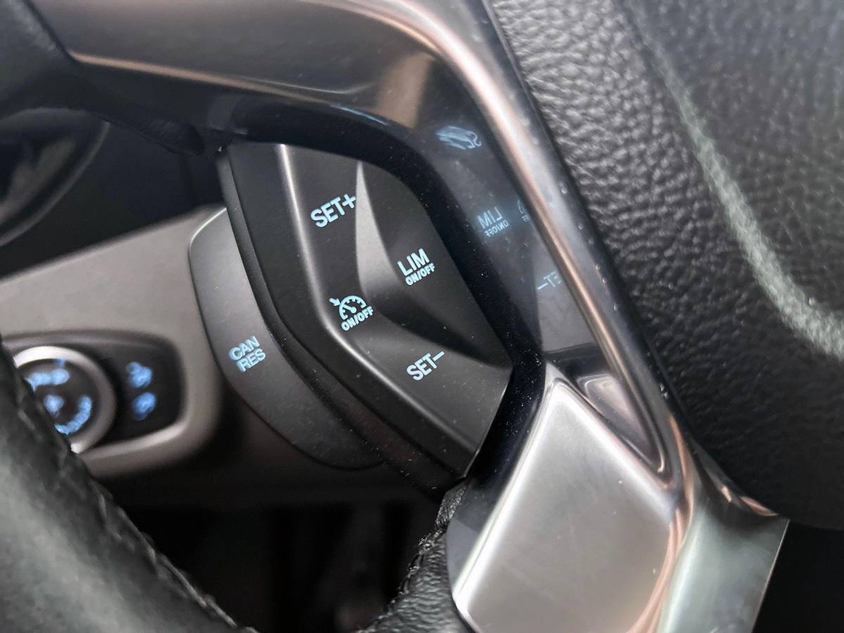 Ford Transit Connect Ford Transit Connect 1.5 EcoBlue L2 Trend Navigatie Airco Apple Carplay/Android Auto DAB+ Parkeersensoren Camera Bluetooth