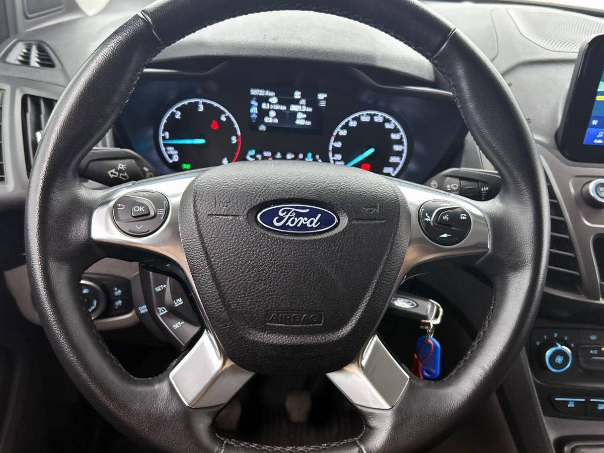 Ford Transit Connect Ford Transit Connect 1.5 EcoBlue L2 Trend Navigatie Airco DAB+ Parkeersensoren Camera Bluetooth LM Velgen Apple Carplay/Android auto 3Zits
