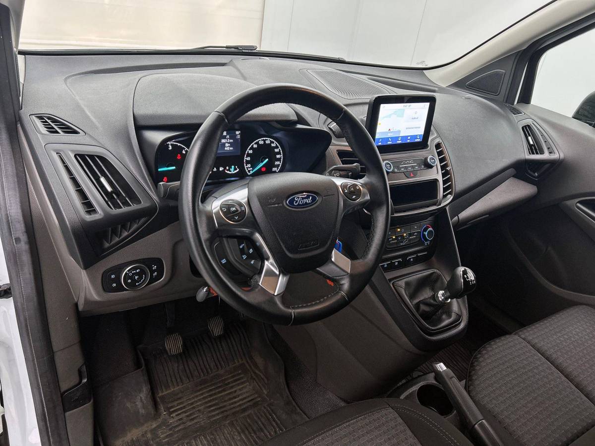 Ford Transit Connect Ford Transit Connect 1.5 EcoBlue L2 Trend Navigatie Airco DAB+ Parkeersensoren Camera Bluetooth LM Velgen Apple Carplay/Android auto 3Zits