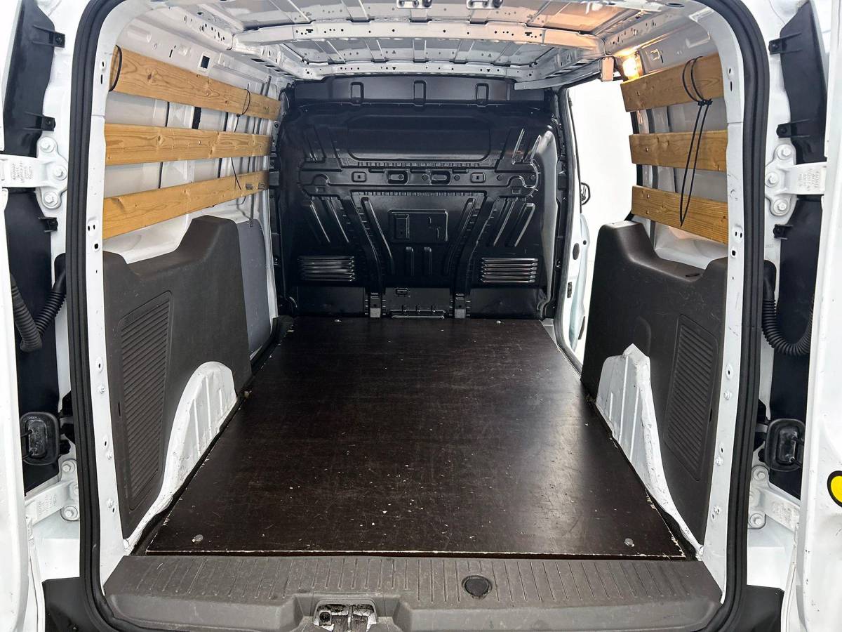 Ford Transit Connect Ford Transit Connect 1.5 EcoBlue L2 Trend Navigatie Airco DAB+ Parkeersensoren Camera Bluetooth LM Velgen Apple Carplay/Android auto 3Zits