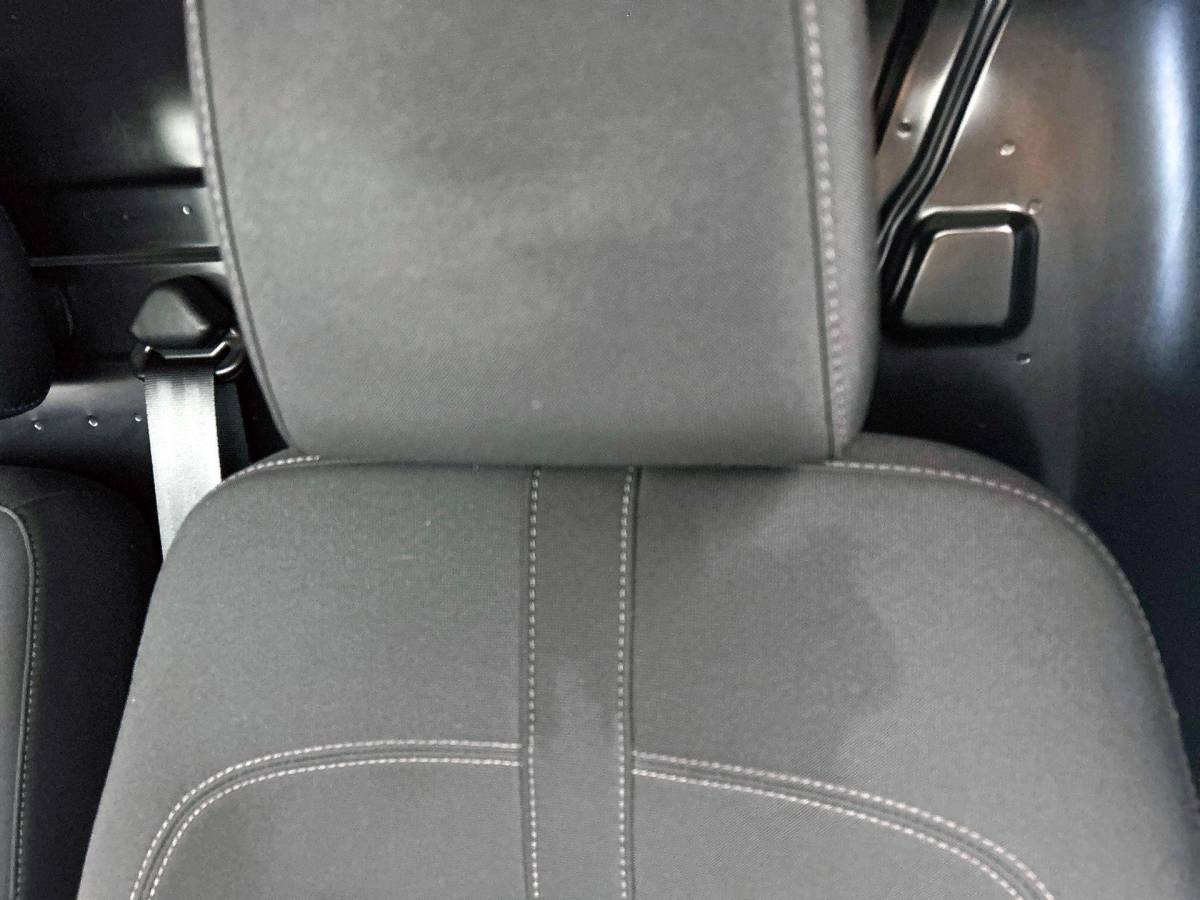 Ford Transit Connect Ford Transit Connect 1.5 EcoBlue L2 Trend Navigatie Airco DAB+ Parkeersensoren Camera Bluetooth LM Velgen Apple Carplay/Android auto 3Zits