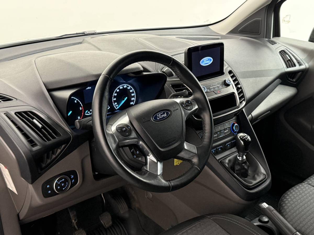 Ford Transit Connect Ford Transit Connect 1.5 EcoBlue L2 Trend Navigatie Airco DAB+ Parkeersensoren Camera Bluetooth LM Velgen Apple Carplay/Android auto 3Zits