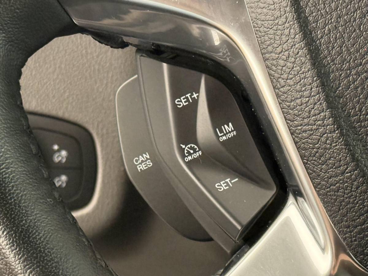 Ford Transit Connect Ford Transit Connect 1.5 EcoBlue L2 Trend Navigatie Airco DAB+ Parkeersensoren Camera Bluetooth LM Velgen Apple Carplay/Android auto 3Zits