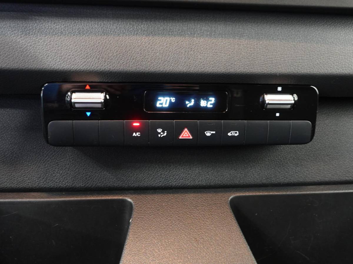 Mercedes-Benz Sprinter Mercedes-Benz Sprinter 311 1.9 CDI L3H2 Automaat Airco Navi Imperiaal Cruise Trekhaak