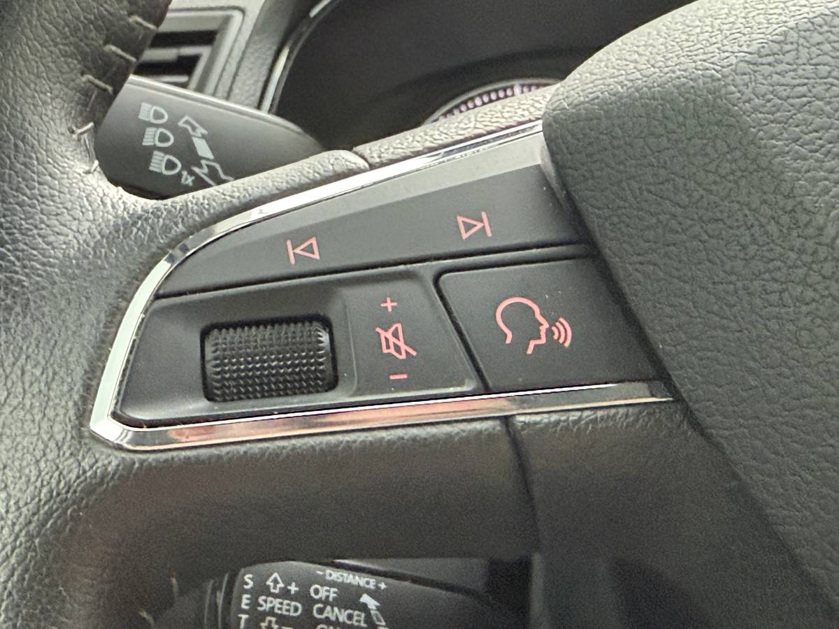 SEAT Arona SEAT Arona BWJ 2021 1.0 TSI 96 PK Style Business Intense FULL LED | CAMERA | KEYLESS | ADAPTIVE CRUISE |  CARPLAY + ANDROID | NAVI | CLIMA | LMV | PDC
