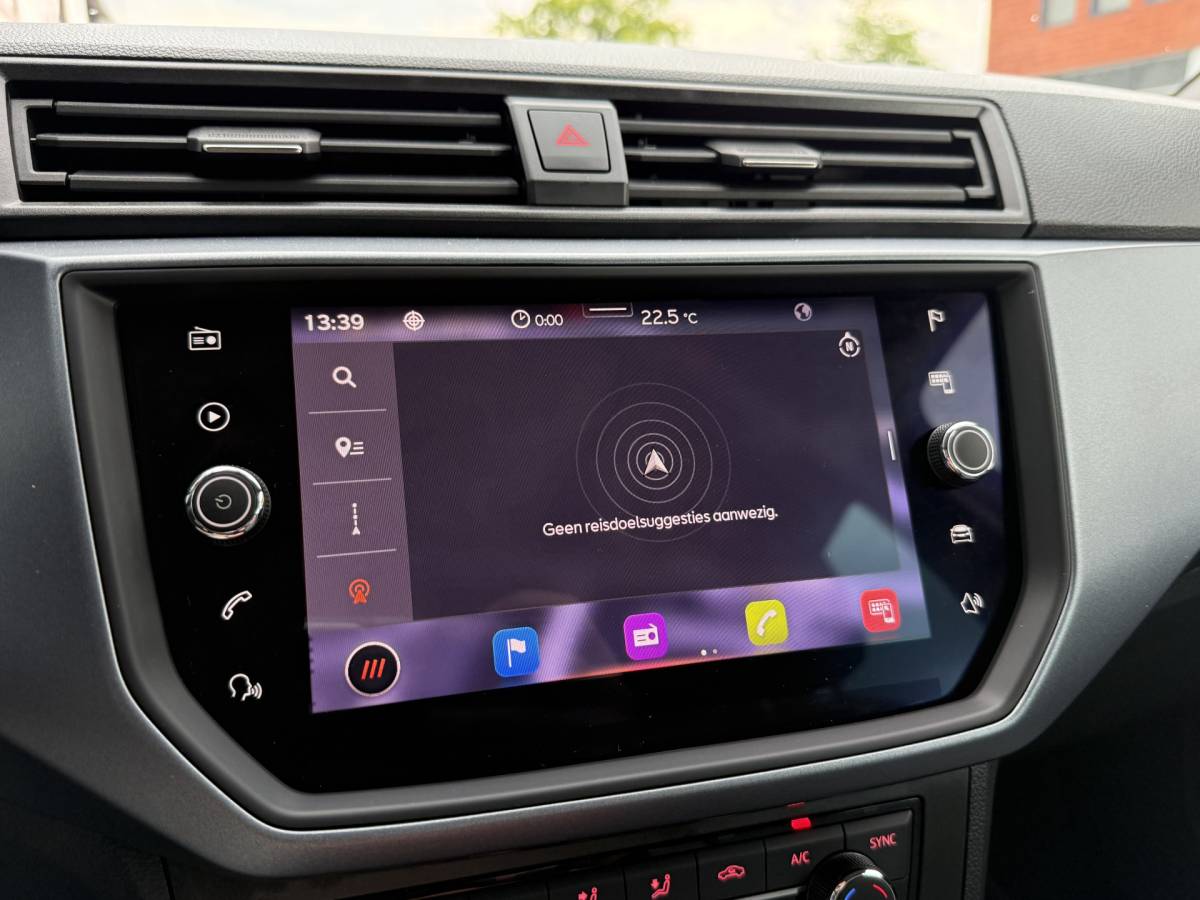 SEAT Arona SEAT Arona BWJ 2021 1.0 TSI 96 PK Style Business Intense FULL LED | CAMERA | KEYLESS | ADAPTIVE CRUISE |  CARPLAY + ANDROID | NAVI | CLIMA | LMV | PDC