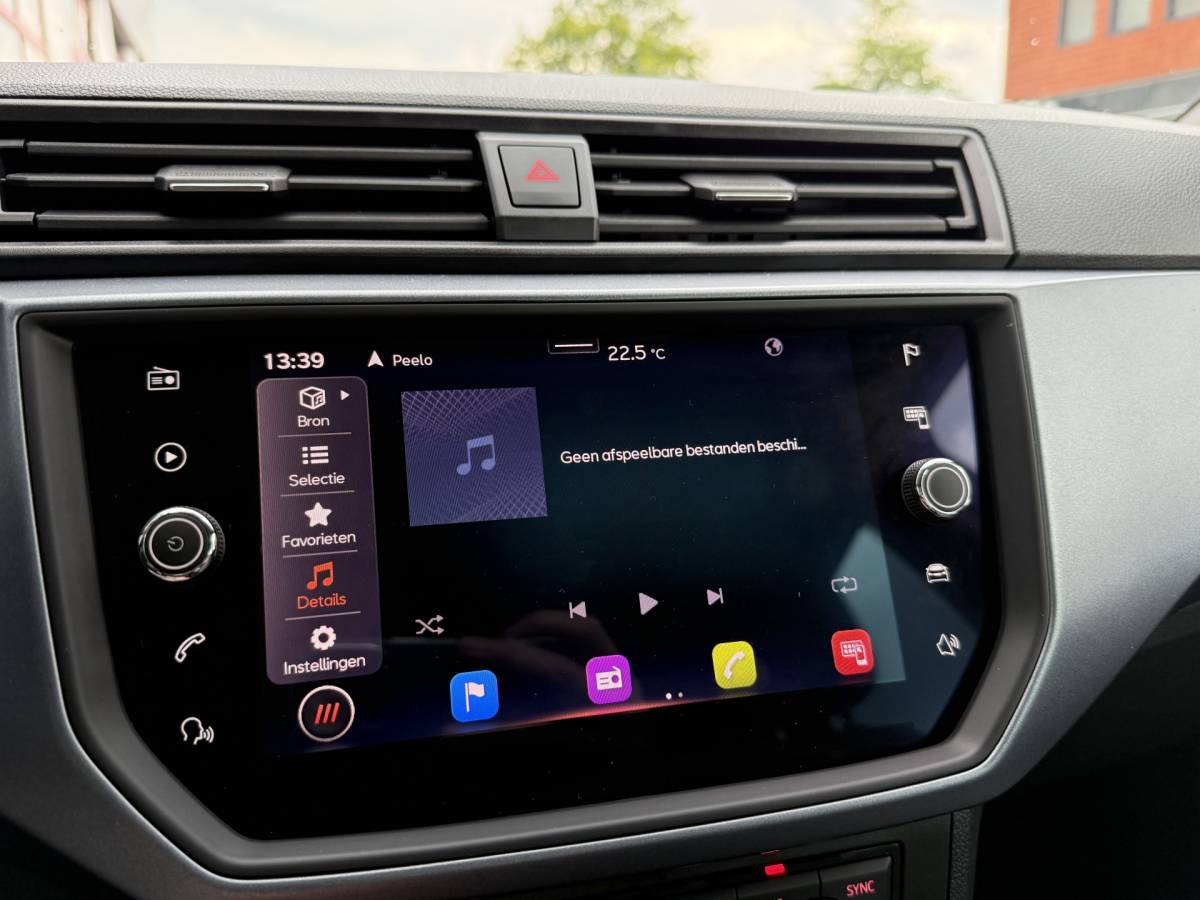 SEAT Arona SEAT Arona BWJ 2021 1.0 TSI 96 PK Style Business Intense FULL LED | CAMERA | KEYLESS | ADAPTIVE CRUISE |  CARPLAY + ANDROID | NAVI | CLIMA | LMV | PDC