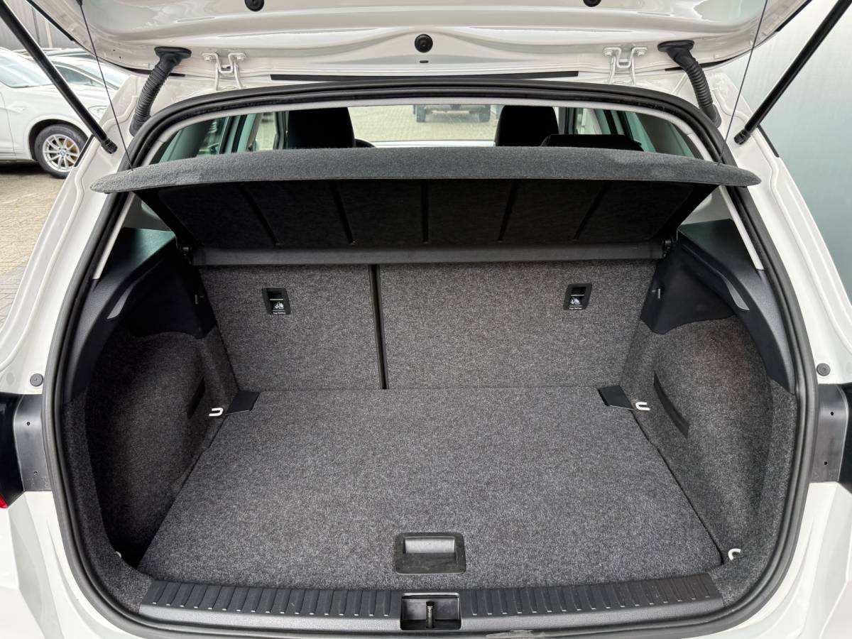SEAT Arona SEAT Arona BWJ 2021 1.0 TSI 96 PK Style Business Intense FULL LED | CAMERA | KEYLESS | ADAPTIVE CRUISE |  CARPLAY + ANDROID | NAVI | CLIMA | LMV | PDC