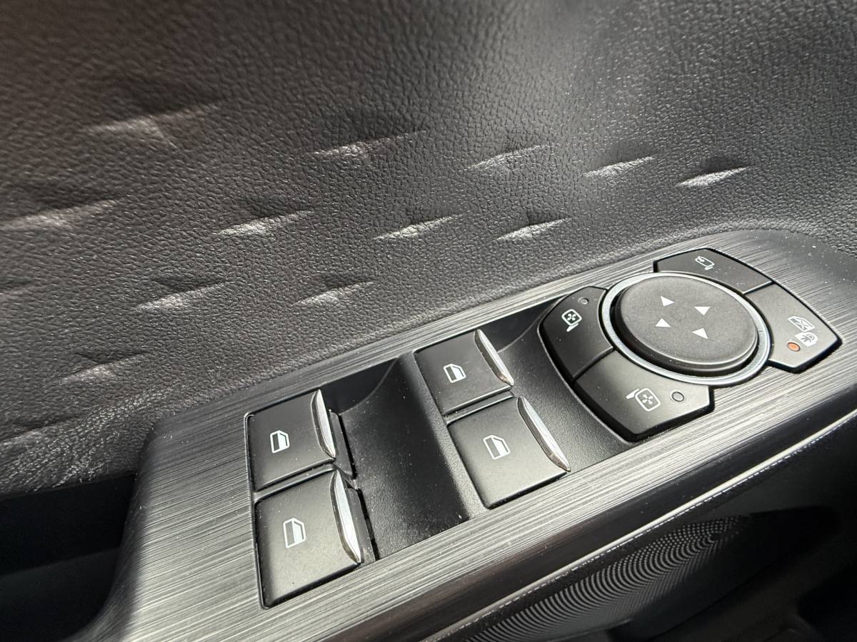 Ford Kuga Ford Kuga BWJ 2021 2.5 225 PK PHEV Vignale NIEUW BINNEN!!