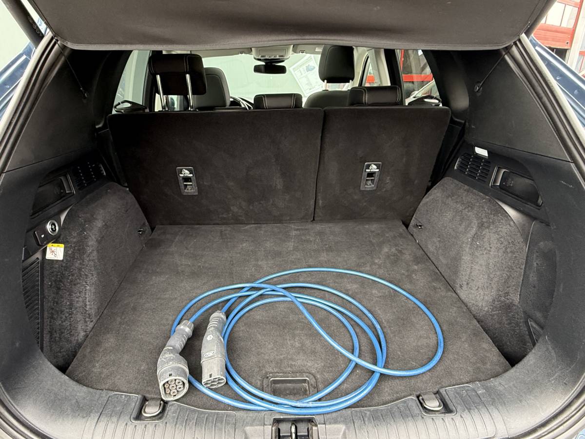 Ford Kuga Ford Kuga BWJ 2021 2.5 225 PK PHEV Vignale NIEUW BINNEN!!