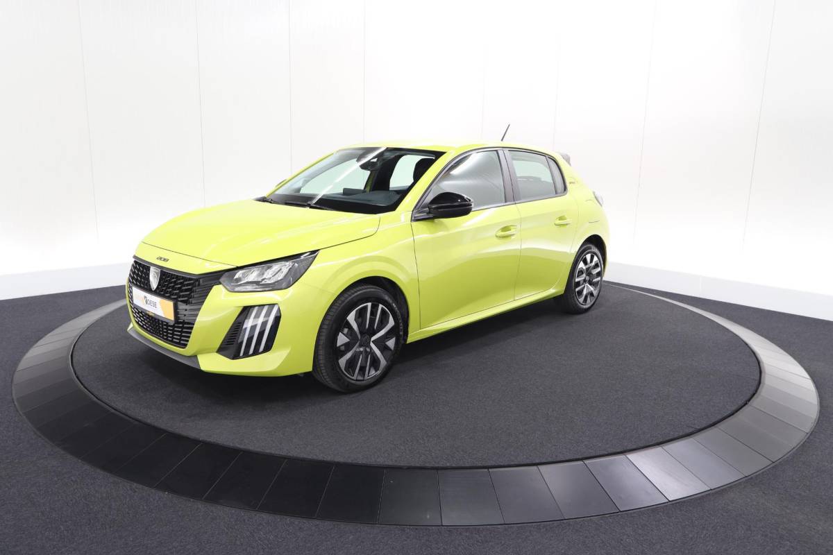 Peugeot 208 Peugeot 208 1.2 Hybrid 110 e-DCS6 Style | Parkeersensoren | Apple Carplay | Cruise Control | Airco