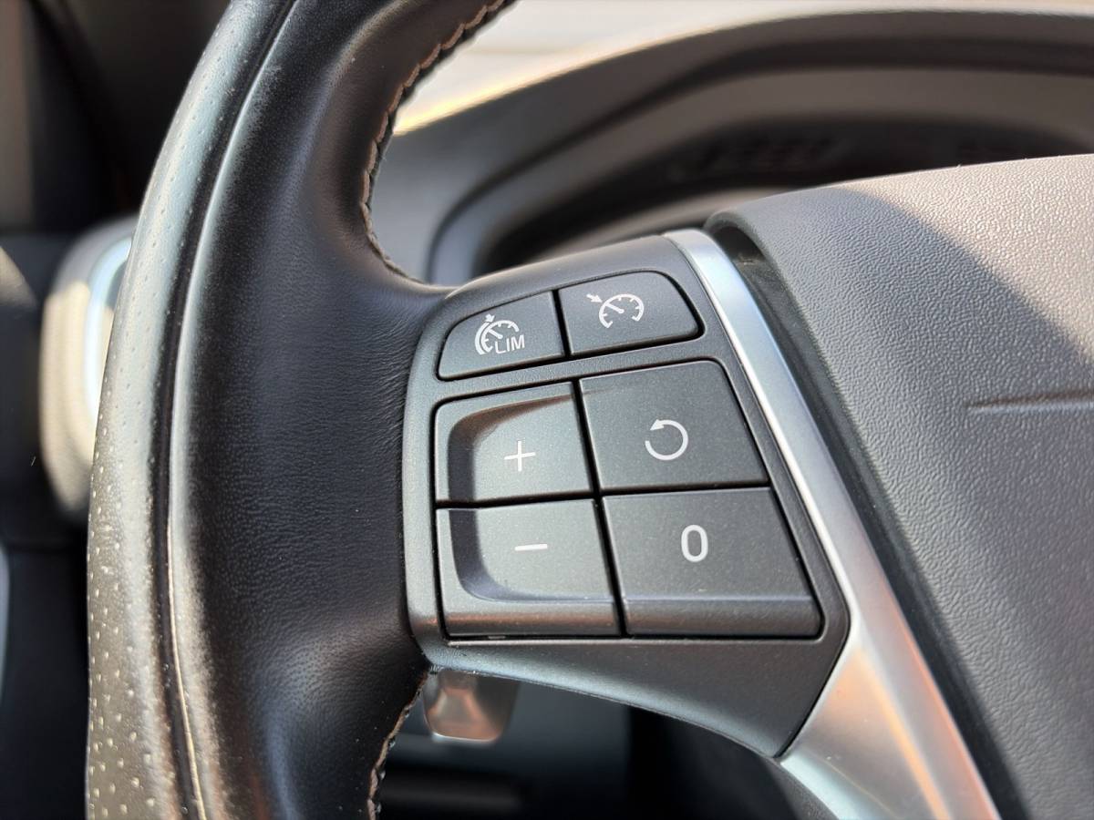 Volvo V40 Volvo V40 1.5 T3 Polar+ Sport / Audio Harman Kardon / Panorama dak / 17″ Velgen /