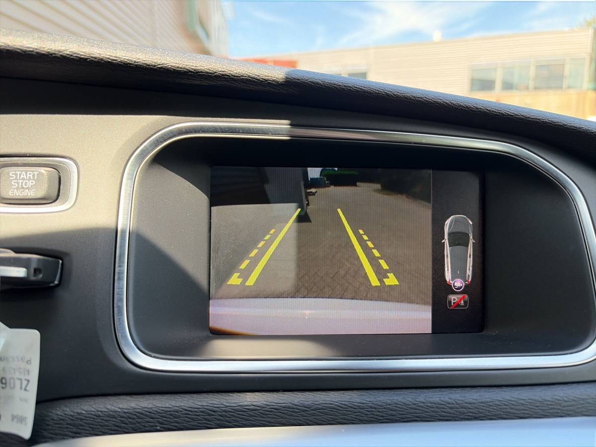 Volvo V40 Volvo V40 1.5 T3 Polar+ Sport / Audio Harman Kardon / Panorama dak / 17″ Velgen /