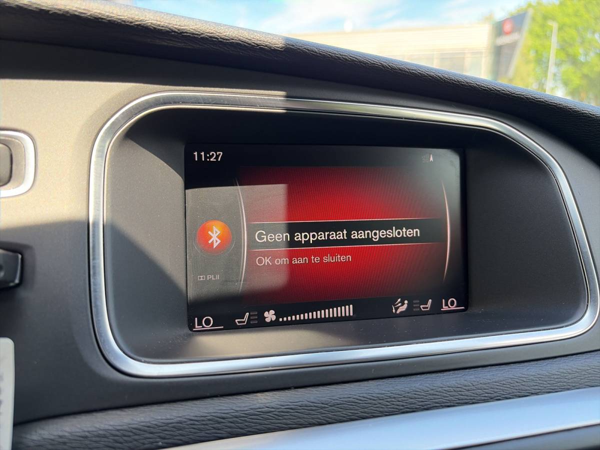 Volvo V40 Volvo V40 1.5 T3 Polar+ Sport / Audio Harman Kardon / Panorama dak / 17″ Velgen /