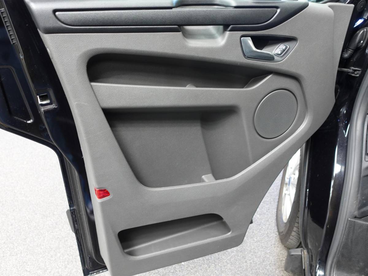 Ford Transit Custom Ford Transit Custom 300 2.0 TDCI L2H1 Trend Automaat Airco Navigatie Cruise Parkeersensoren Camera Trekhaak