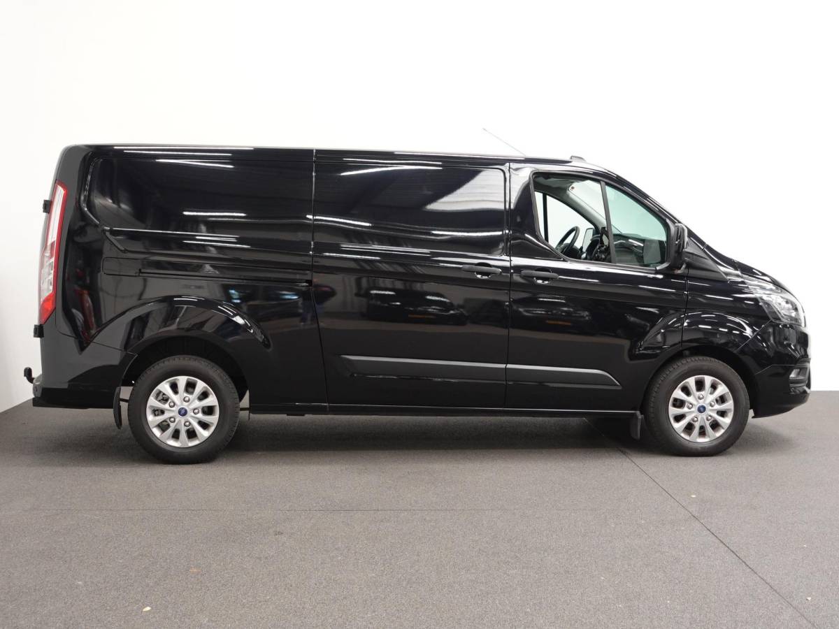 Ford Transit Custom Ford Transit Custom 300 2.0 TDCI L2H1 Trend Automaat Airco Navigatie Cruise Parkeersensoren Camera Trekhaak